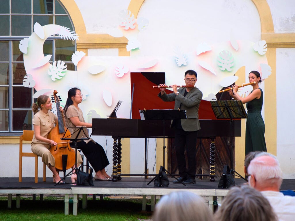 1260508-1024x768 FF 20 – B “Jungle”